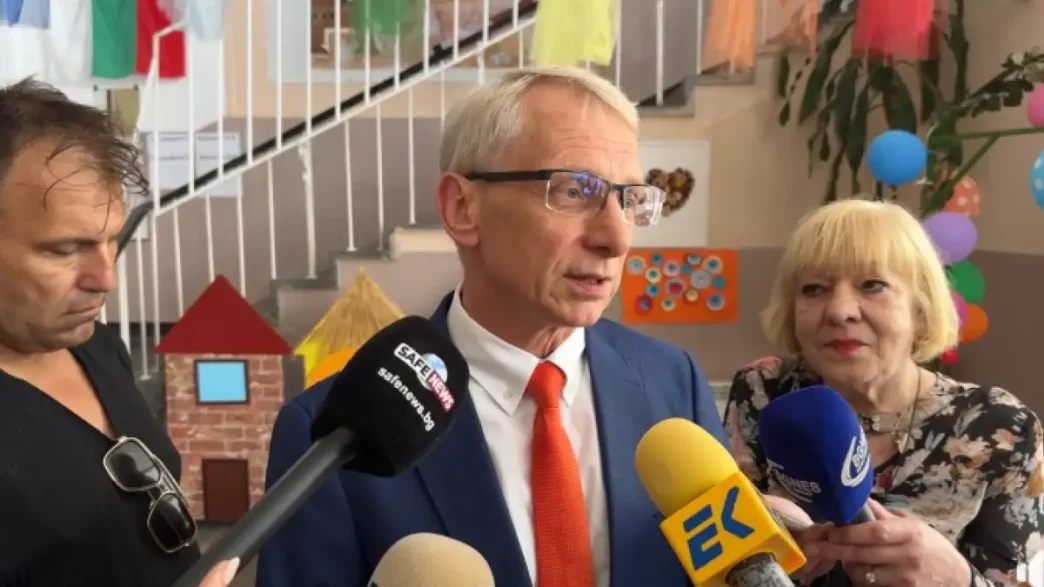 denkov-glasuva-i-kaza-s-dvamata-lideri-boiko-borisov-i-delan-peevski-namame-kakvo-da-si-kajem-poveche-1