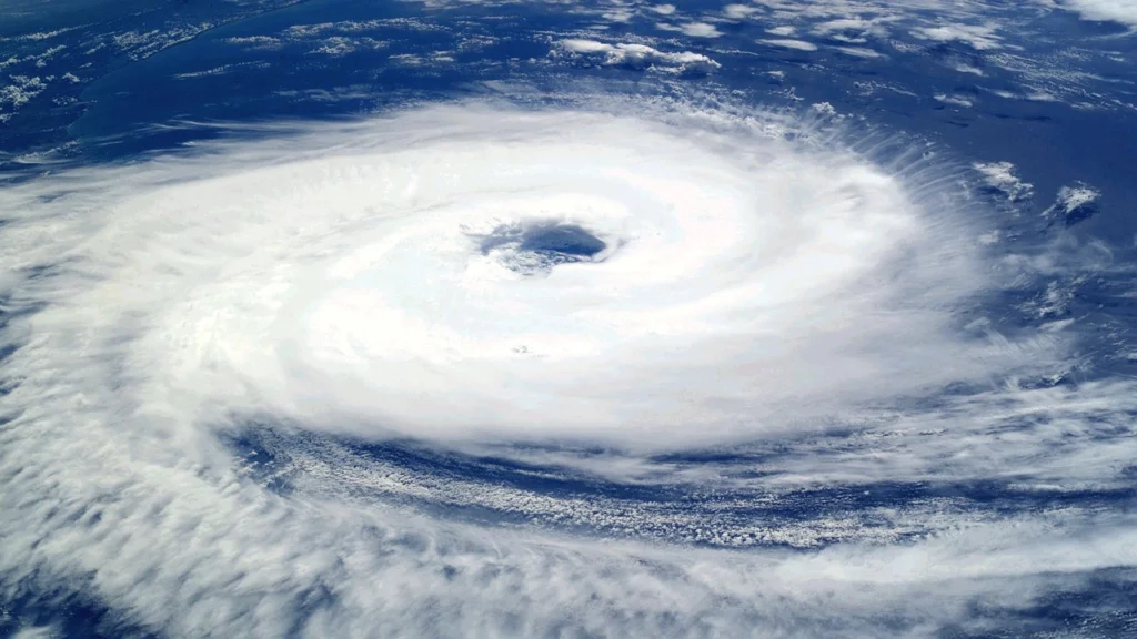 970002