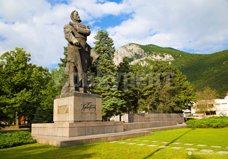 botev vraca
