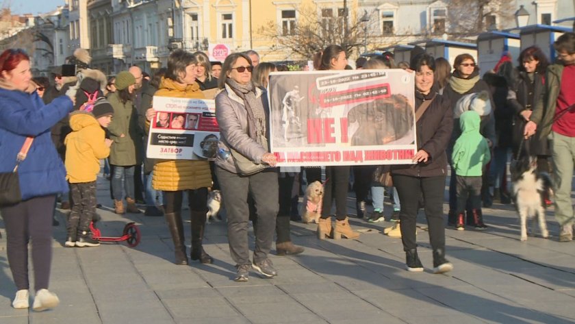 protestisreshtunasilietonajivotni