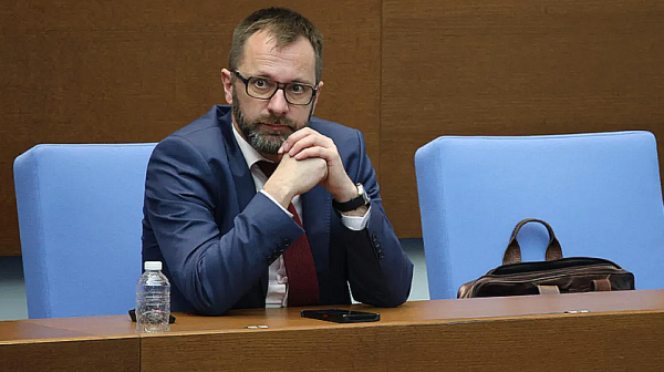 Патриарх Даниил отслужи панахида в памет на жертвите от атентата в „Света Неделя“