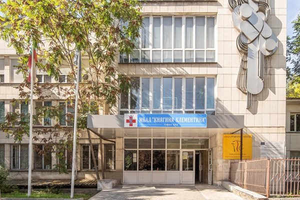Нов случай на менингококова инфекция в София: 12-годишно дете е в тежко състояние