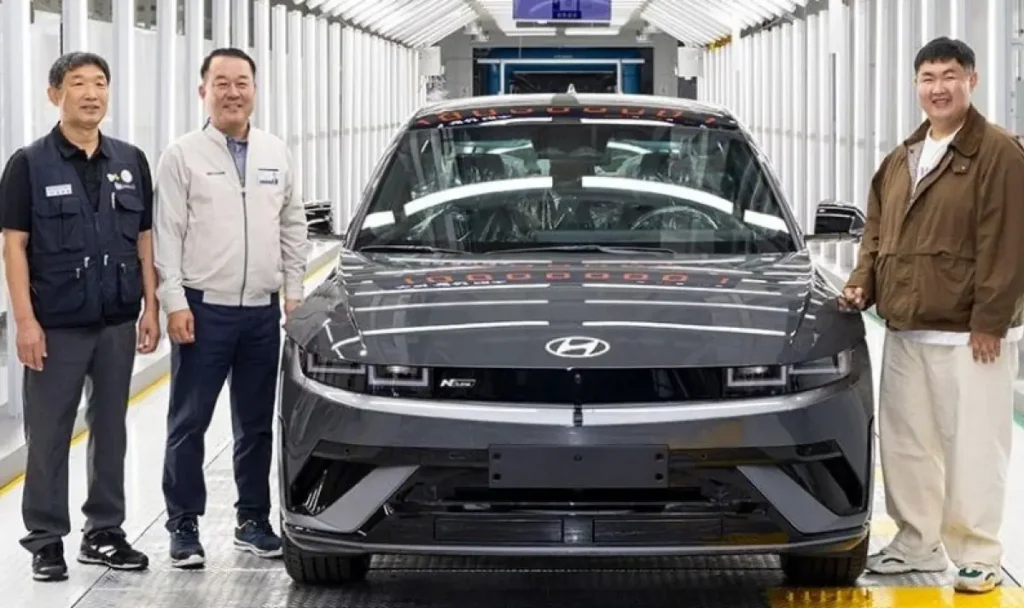zaradi-slab-interes-hyundai-spira-vremenno-proizvodstvoto-na-dva-popularni-elektromobila-1