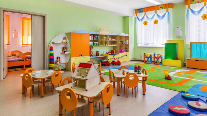 Kindergarten, game room.