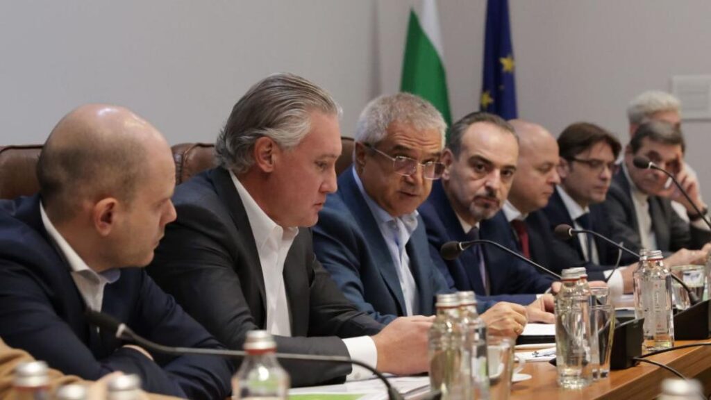 thumb_1040x585_biznes-1000065165