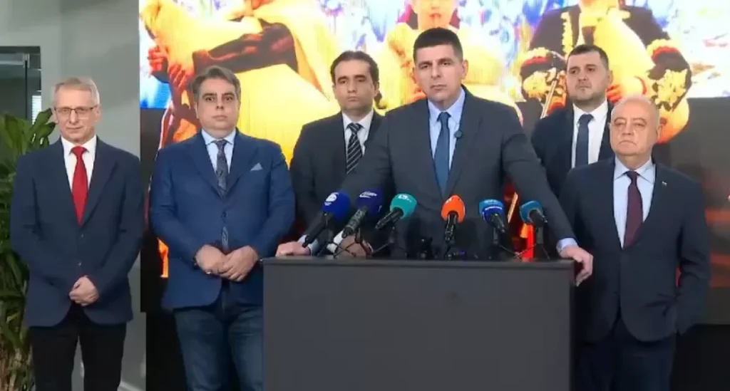 pp-db-vnasiat-vot-nedoverie-ako-335