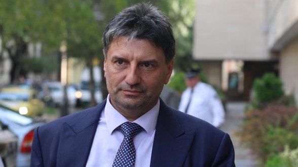 a3567eb344ed86543ef9fd1dbb052ac5-nikolov