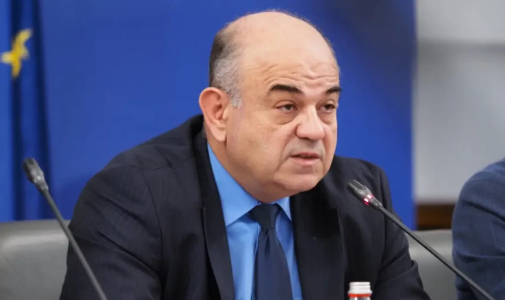 vladimir-ivanov-ne-se-sbadnaha-prognozite-che-vavejdaneto-na-evroto-shte-katastrofira-1