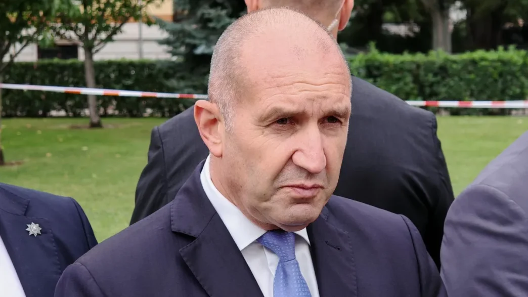 radev6