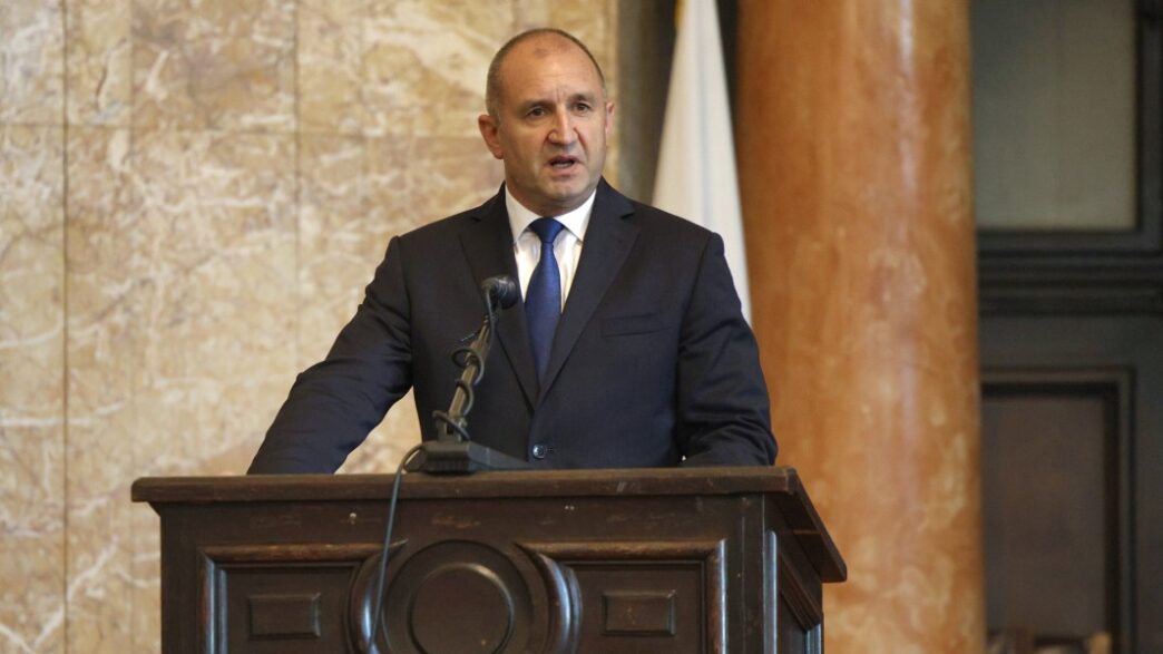radev7