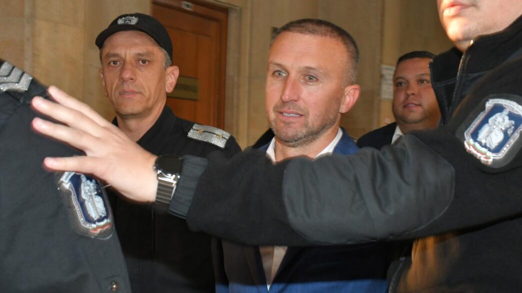 Апелативният съд в Бургас прати кметовете на Белица и Сунгурларе под домашен арест