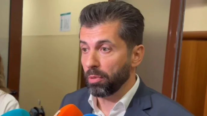 Кирил Петков сравни политическия път на Илияна Йотова с този на Вучич
